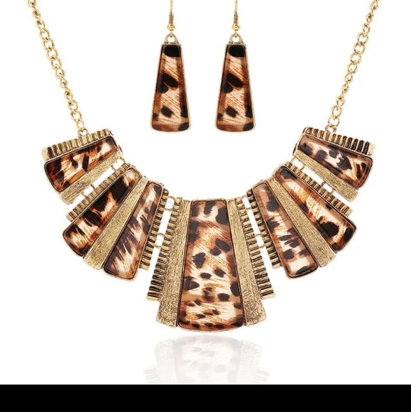 Chunky Leopard Print Jewelry Set - Picture 3 of 7